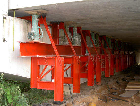 橋梁加固施工方案